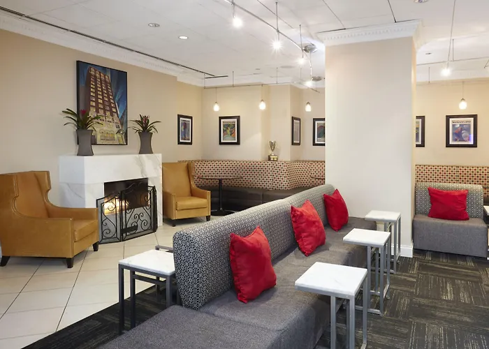 Express - Magnificent Mile By Ihg Chicago