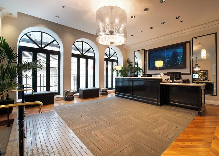 Hotel Express - Magnificent Mile By Ihg Chicago