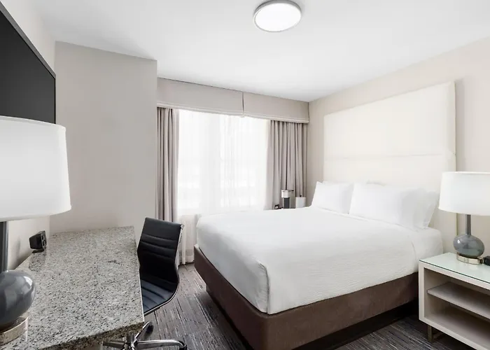 Express - Magnificent Mile By Ihg Chicago