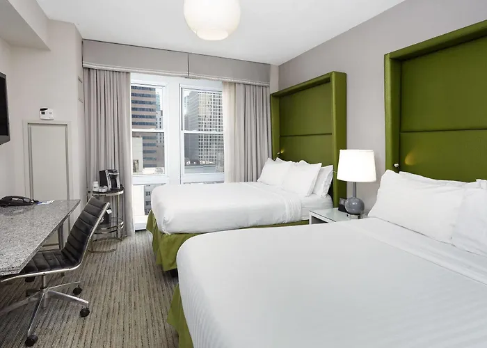 Express - Magnificent Mile By Ihg Hotel