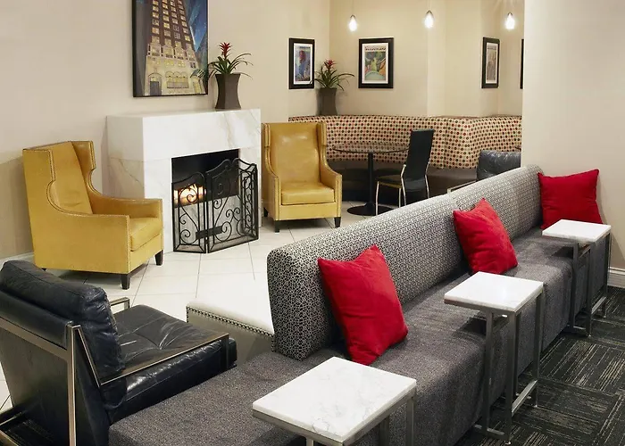Express - Magnificent Mile By Ihg Chicago