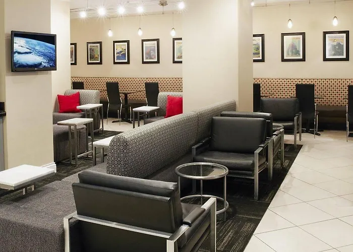 Hotel Express - Magnificent Mile By Ihg Chicago
