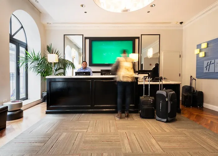 Express - Magnificent Mile By Ihg Hotel